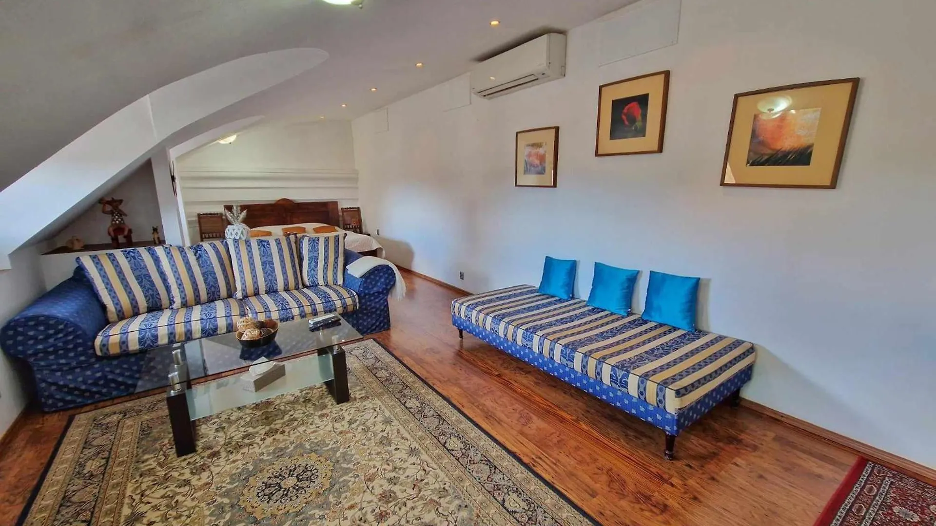 Studio Karluv Most Apartment Prague