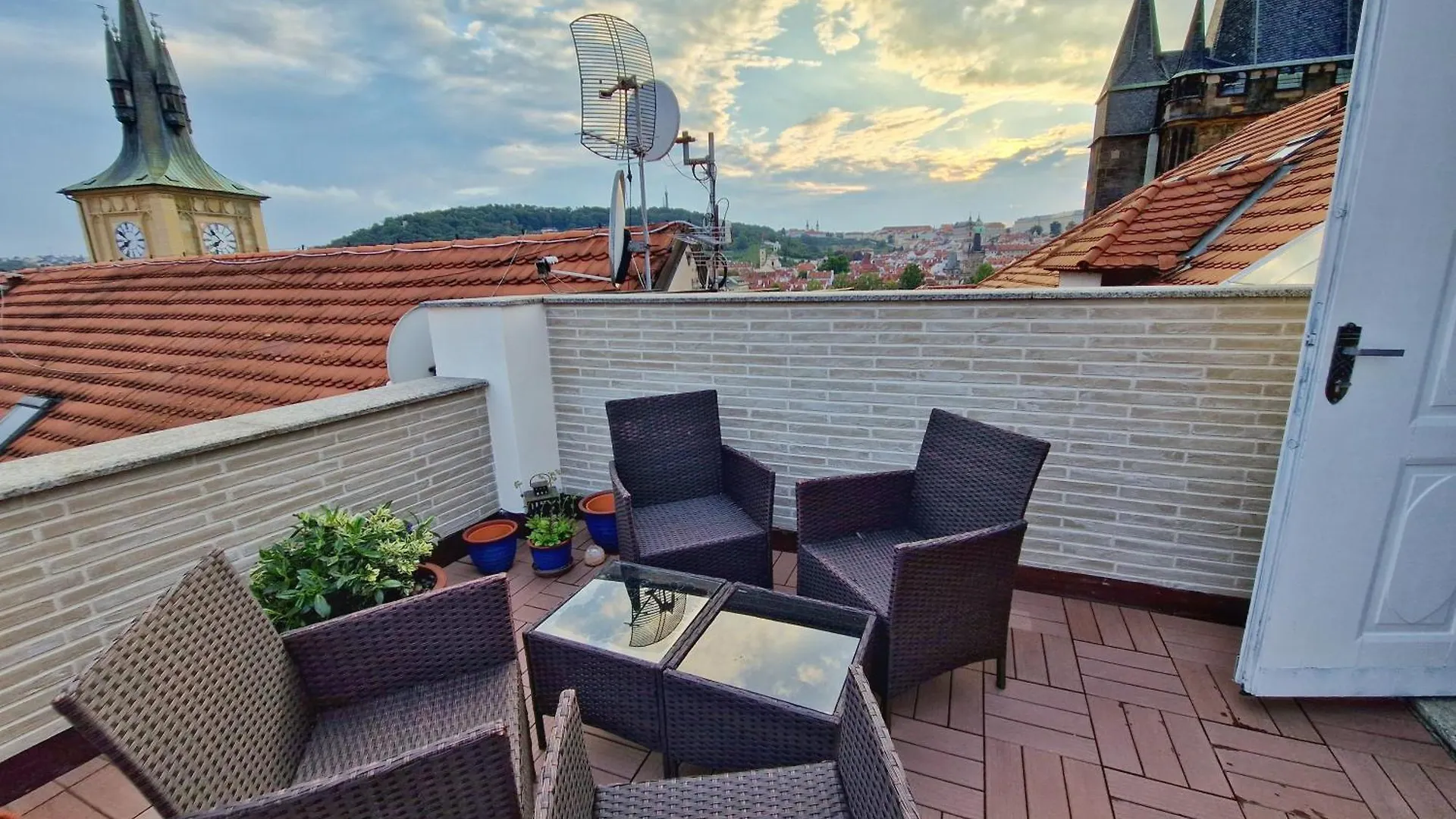 Studio Karluv Most location