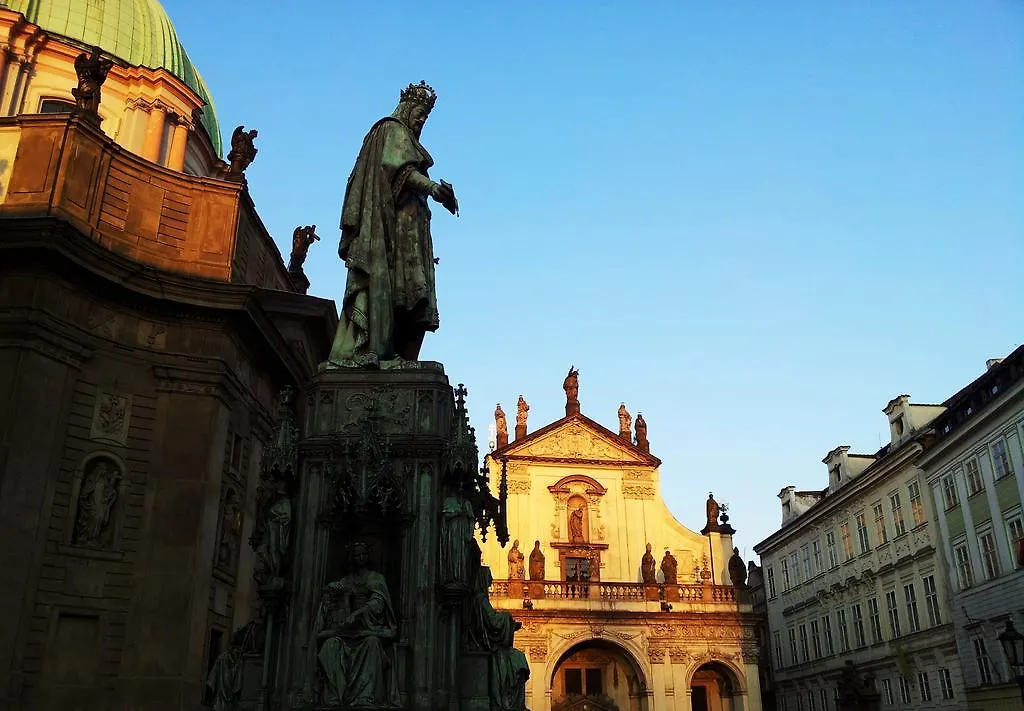 Studio Karluv Most Apartment Prague